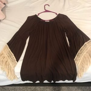 Brown boutique tunic with fringe sleeves